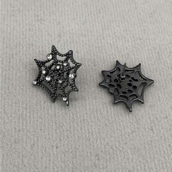 Spider Web & Rhinestone Stud Earrings (Betsy Johnson style) - Picture 5 of 8